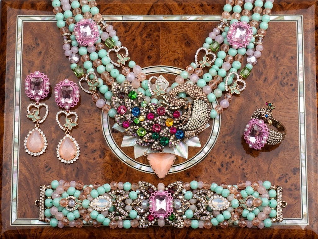 Giant Lux-Macaron World