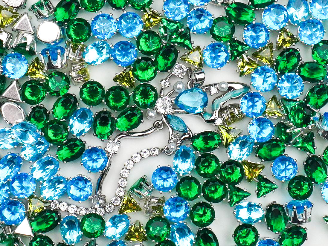 Royal Jewels-Frozen Garden