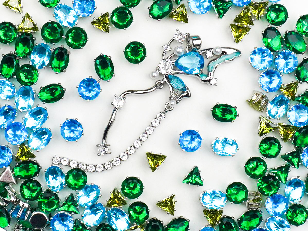 Royal Jewels-Frozen Garden