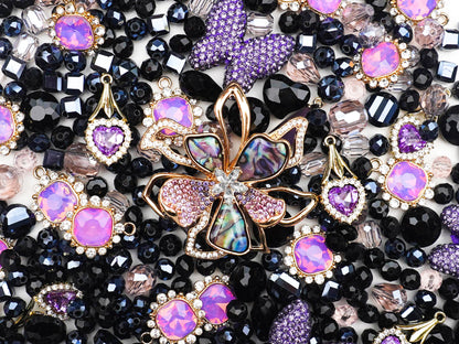 Giant Lux-Gothic Fairy Tale