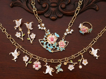 Jingle-Daisy Chain Memories