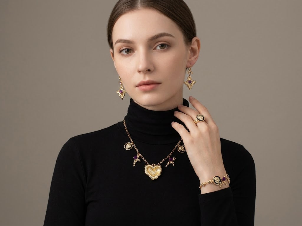 Jingle-The Vampire's Locket