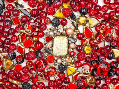 Giant Lux-Scarlet Echo